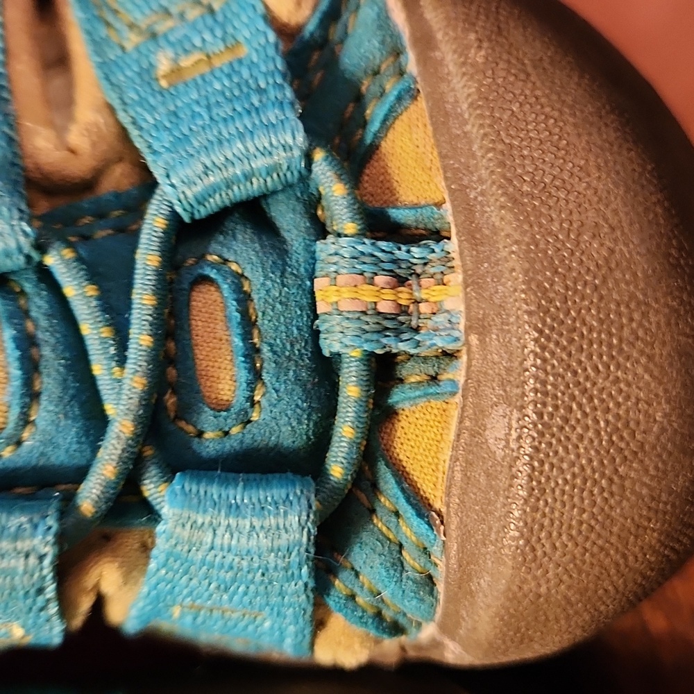 Keen Kids Aqua Blue and Yellow Sandals Size Toddler 6 - Picture 6 of 16